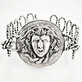 YILAN KOLLARINDA ÖLÜMCÜL GÜZELLİK  MEDUSA BİLEKLİK