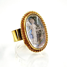 HOLOGRAM YANSIMA KUVARS İNTAGLİO TANRIÇA YÜZÜK