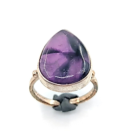 DAMLA KESİM AMETİST TAŞLI GÜMÜŞ YÜZÜK