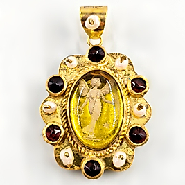 NİKE ZAFERİN IŞIĞI ANTİK STİL TÖREN KOLYE