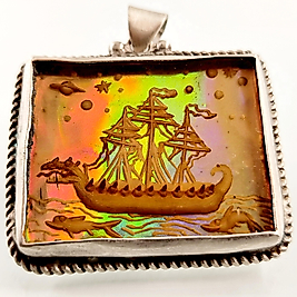 HOLOGRAM YANSIMA GEMİ İNTAGLİO GÜMÜŞ KOLYE