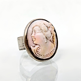 VİKTORYA DÖNEMİ BEYAZ SHELL CAMEO YÜZÜK