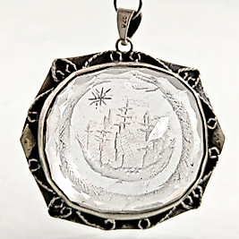 SONSUZLUKTA YOLCULUK KUVARS İNTAGLİO KOLYE