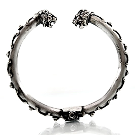 KUDRET VE GÜCÜN TİMSALİ ASLAN BİLEKLİK