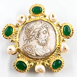 KÖK ZÜMRÜT & SEDEFTEN TÖREN MADALYON KOLYE