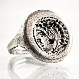 İSKENDER MÜHRÜ GÜCÜN VE MİRASİN SİMGESİ