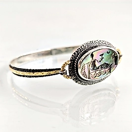 DİONYSOS'UN SOFRASI ŞARAP KADEHLİ İNTAGLİO SEDEF BİLEKLİK