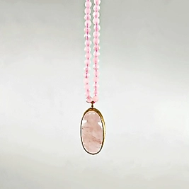 PEMBE KUVARS TAŞLI GÜMÜŞ KOLYE