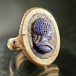 BRONZ LAPİS LAZULİ İMPARATORİÇE KABARTMALI YÜZÜK