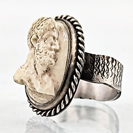 KEMİK OYMA ANTİK STİL SOYLU YÜZÜK