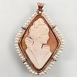 İNCİLİ SOYLU CAMEO KOLYE