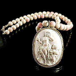 BEYAZ MERCAN CAMEO '' AŞKIN VE MASUMİYETİN SESSİZ ANLATISI